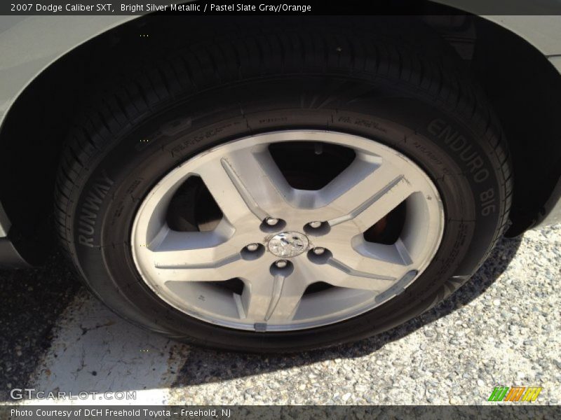 Bright Silver Metallic / Pastel Slate Gray/Orange 2007 Dodge Caliber SXT
