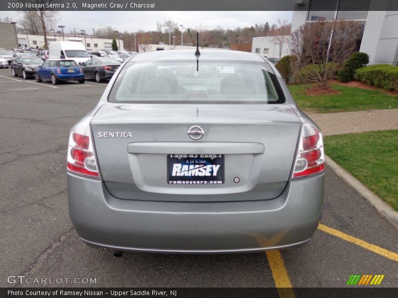 Magnetic Gray / Charcoal 2009 Nissan Sentra 2.0