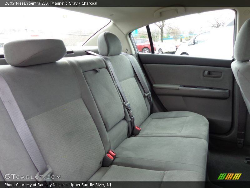 Magnetic Gray / Charcoal 2009 Nissan Sentra 2.0