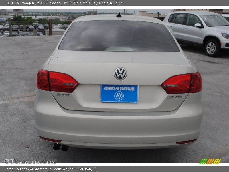 White Gold Metallic / Cornsilk Beige 2011 Volkswagen Jetta SEL Sedan