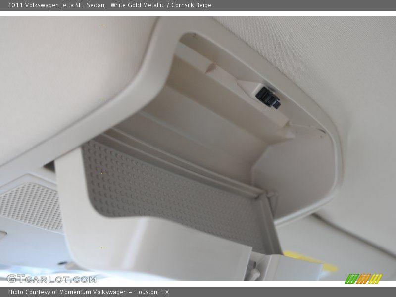 White Gold Metallic / Cornsilk Beige 2011 Volkswagen Jetta SEL Sedan