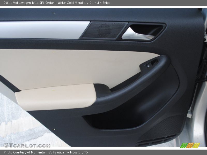 White Gold Metallic / Cornsilk Beige 2011 Volkswagen Jetta SEL Sedan