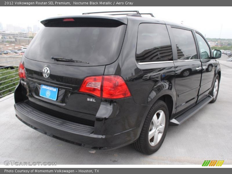 Nocturne Black Metallic / Aero Gray 2012 Volkswagen Routan SEL Premium