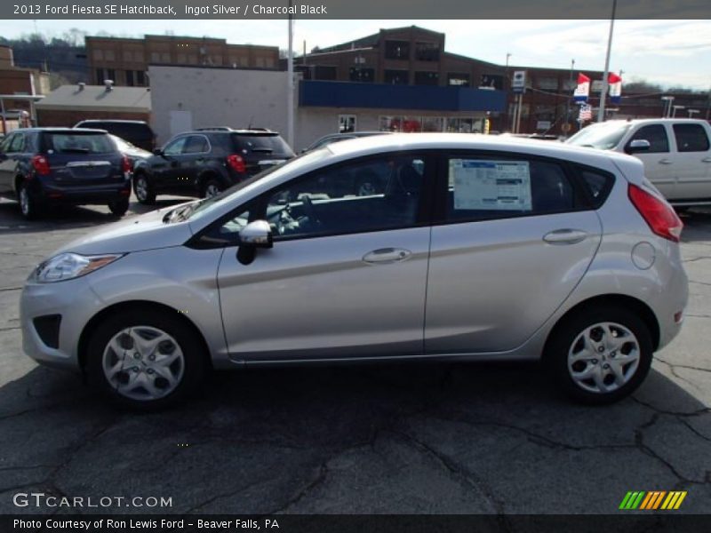 Ingot Silver / Charcoal Black 2013 Ford Fiesta SE Hatchback