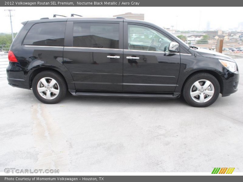 Nocturne Black Metallic / Aero Gray 2012 Volkswagen Routan SEL Premium