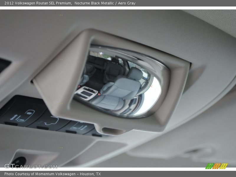 Nocturne Black Metallic / Aero Gray 2012 Volkswagen Routan SEL Premium