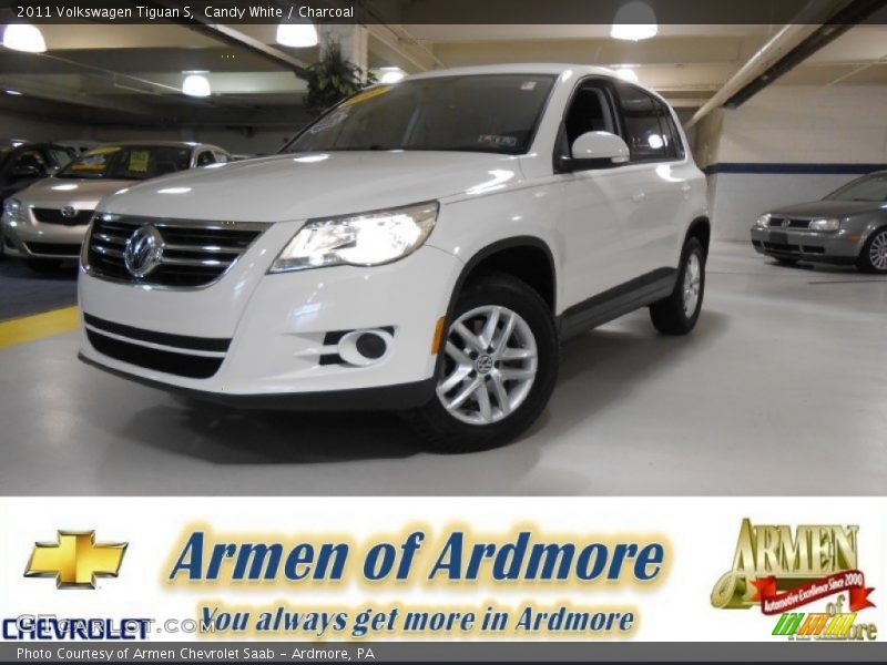 Candy White / Charcoal 2011 Volkswagen Tiguan S