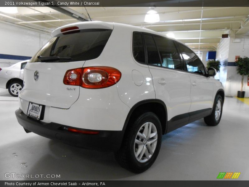 Candy White / Charcoal 2011 Volkswagen Tiguan S