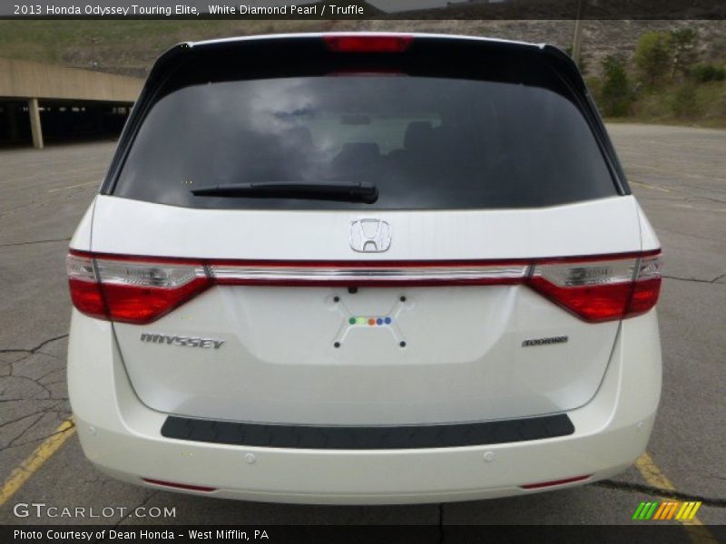 White Diamond Pearl / Truffle 2013 Honda Odyssey Touring Elite