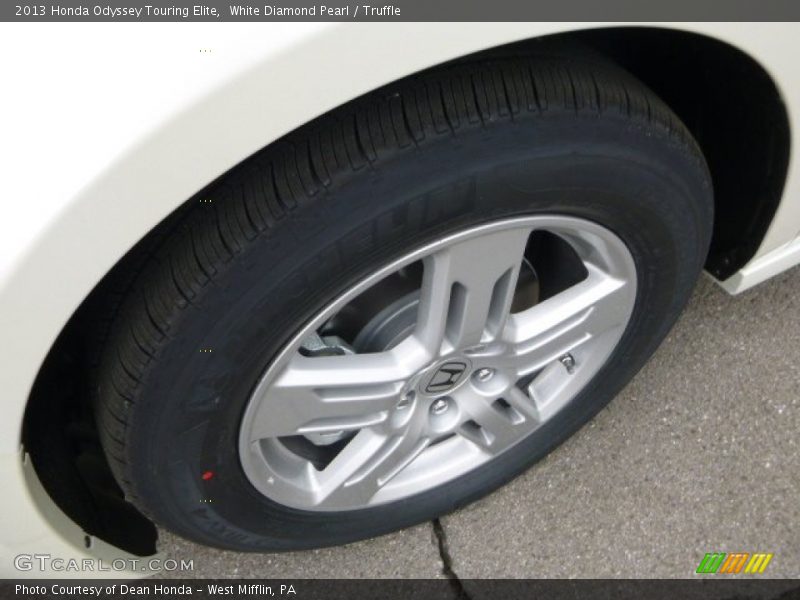 White Diamond Pearl / Truffle 2013 Honda Odyssey Touring Elite