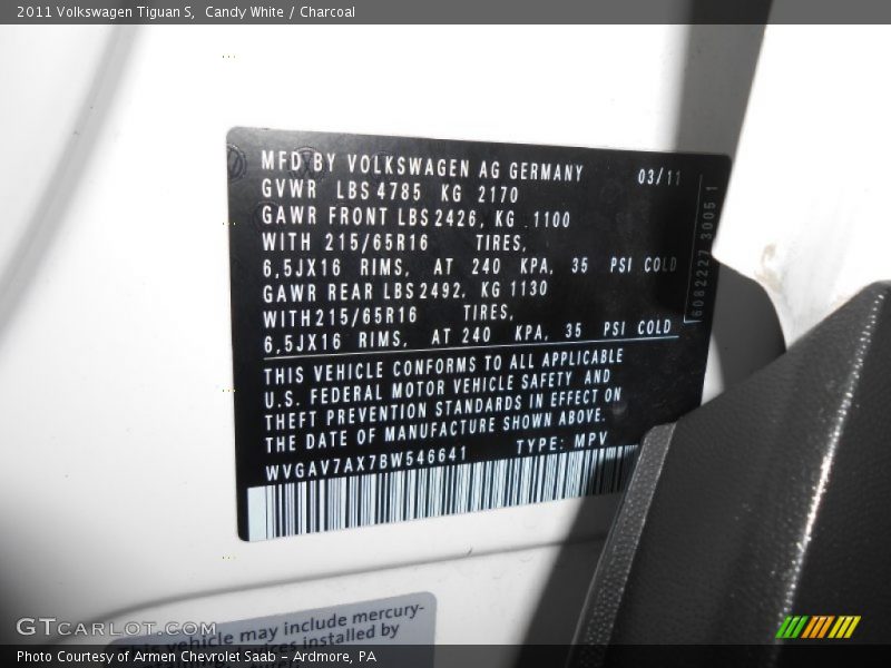 Candy White / Charcoal 2011 Volkswagen Tiguan S