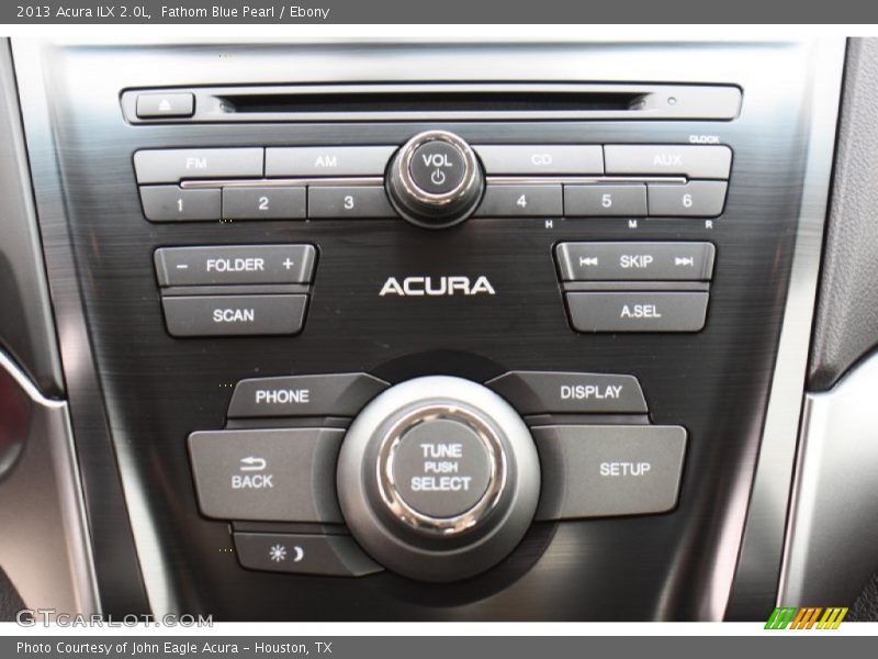Controls of 2013 ILX 2.0L