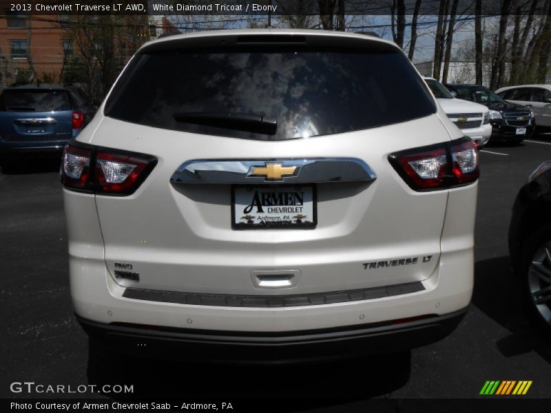 White Diamond Tricoat / Ebony 2013 Chevrolet Traverse LT AWD