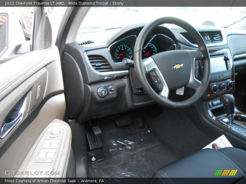 White Diamond Tricoat / Ebony 2013 Chevrolet Traverse LT AWD