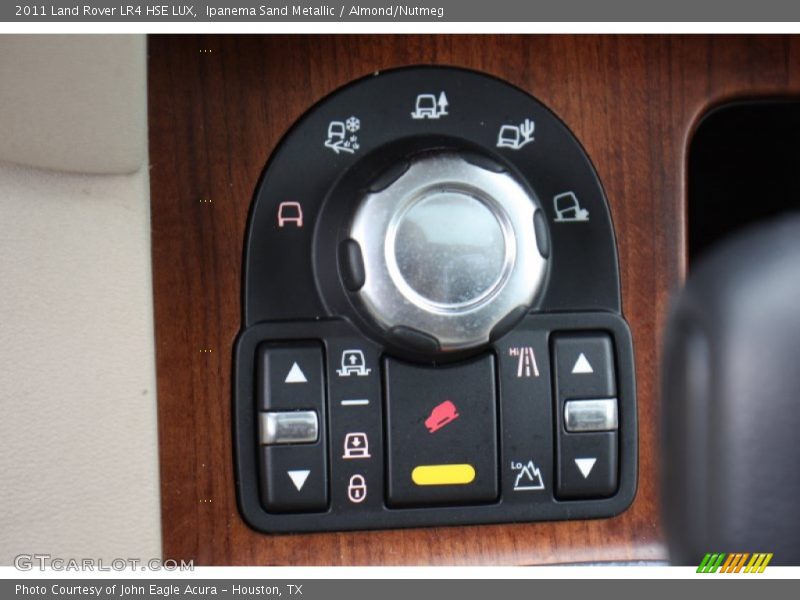 Ipanema Sand Metallic / Almond/Nutmeg 2011 Land Rover LR4 HSE LUX