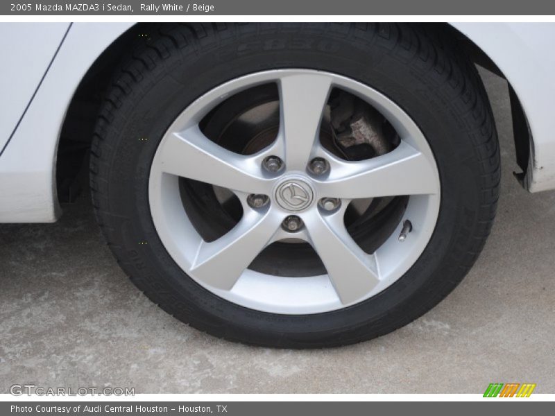 Rally White / Beige 2005 Mazda MAZDA3 i Sedan