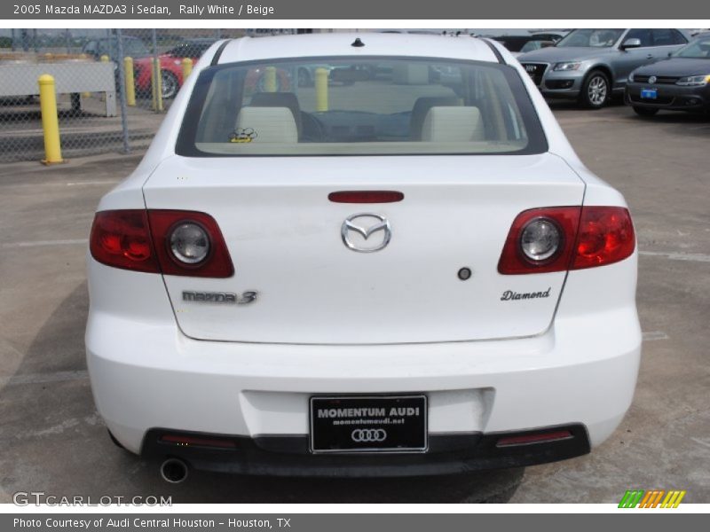 Rally White / Beige 2005 Mazda MAZDA3 i Sedan