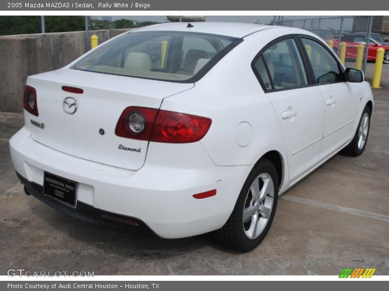 Rally White / Beige 2005 Mazda MAZDA3 i Sedan