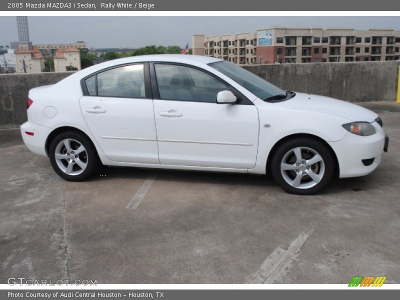 Rally White / Beige 2005 Mazda MAZDA3 i Sedan