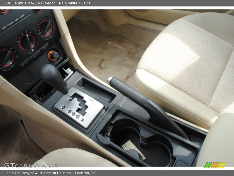 Rally White / Beige 2005 Mazda MAZDA3 i Sedan