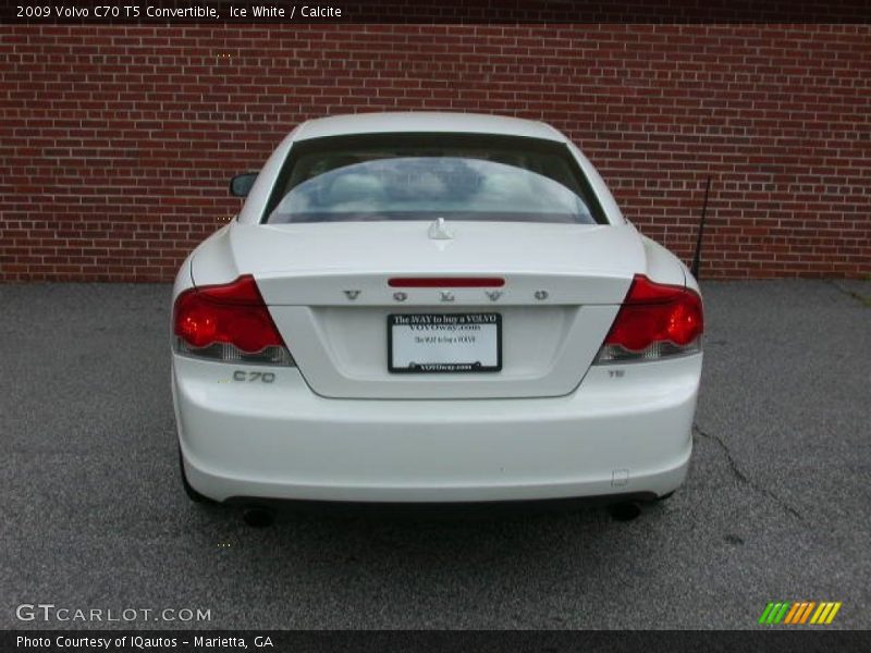 Ice White / Calcite 2009 Volvo C70 T5 Convertible