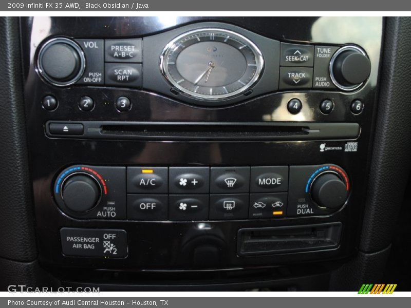 Controls of 2009 FX 35 AWD