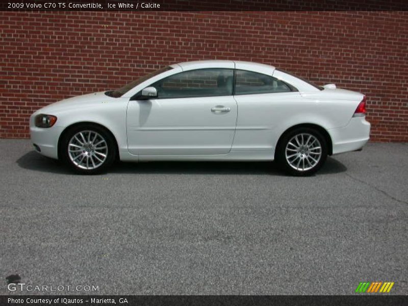 Ice White / Calcite 2009 Volvo C70 T5 Convertible
