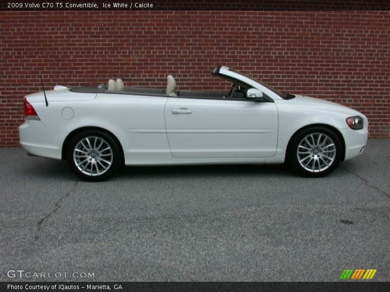 Ice White / Calcite 2009 Volvo C70 T5 Convertible