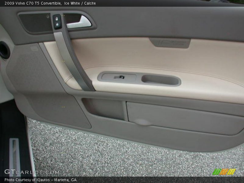 Ice White / Calcite 2009 Volvo C70 T5 Convertible