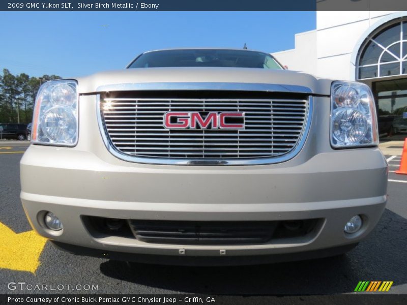 Silver Birch Metallic / Ebony 2009 GMC Yukon SLT