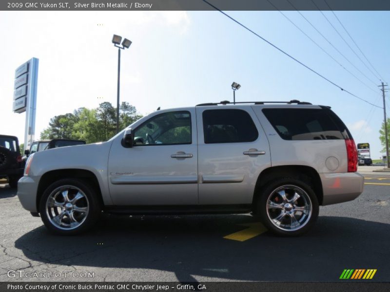 Silver Birch Metallic / Ebony 2009 GMC Yukon SLT