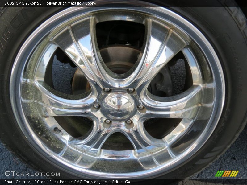 Silver Birch Metallic / Ebony 2009 GMC Yukon SLT