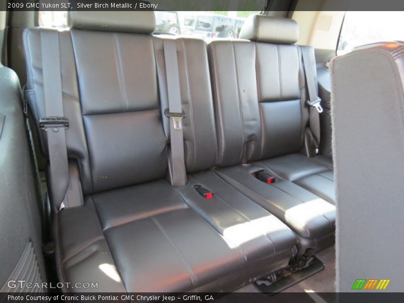 Silver Birch Metallic / Ebony 2009 GMC Yukon SLT