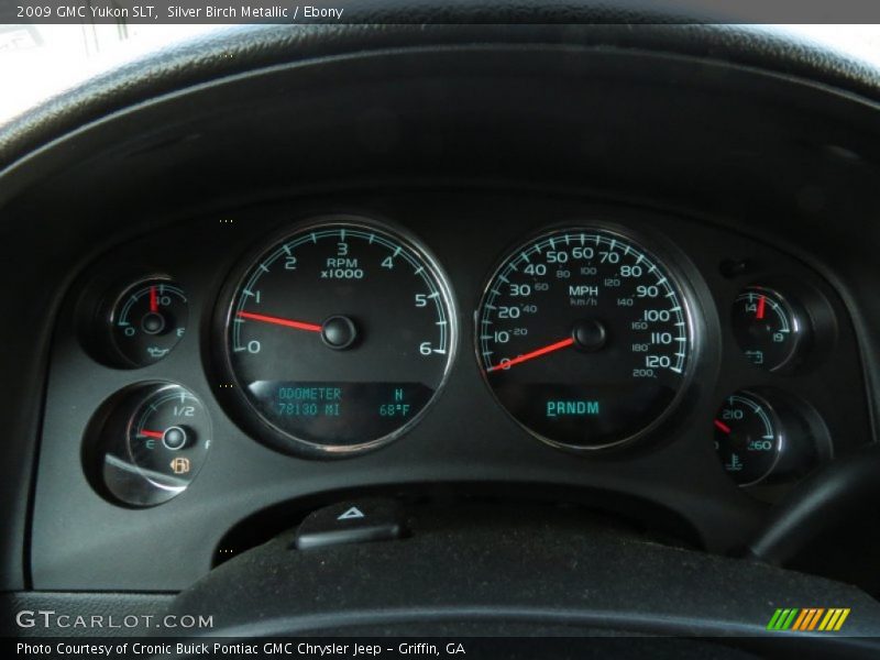 Silver Birch Metallic / Ebony 2009 GMC Yukon SLT