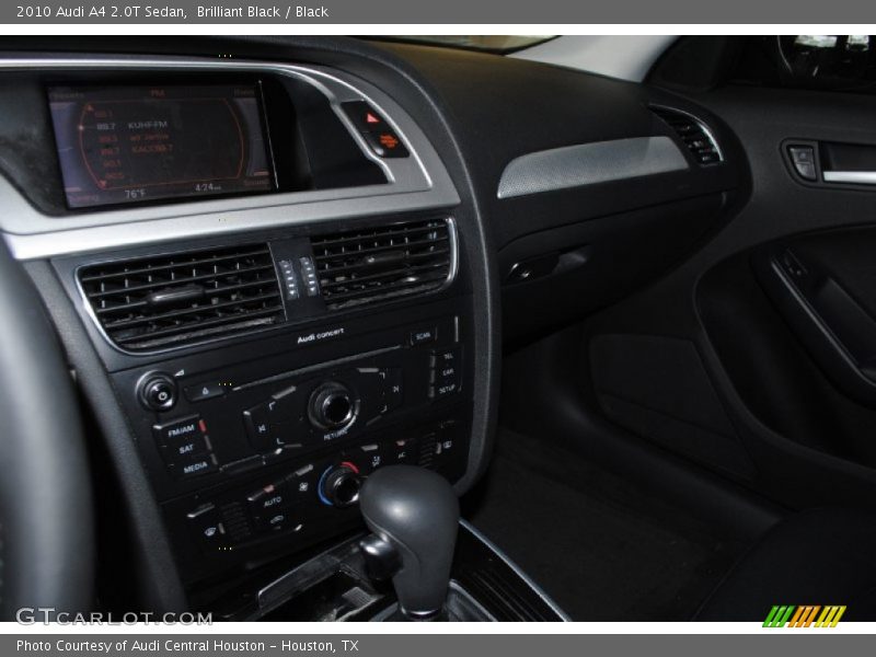 Brilliant Black / Black 2010 Audi A4 2.0T Sedan