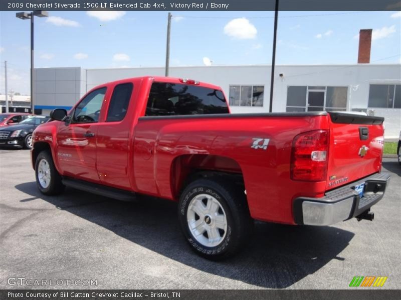 Victory Red / Ebony 2009 Chevrolet Silverado 1500 LT Extended Cab 4x4