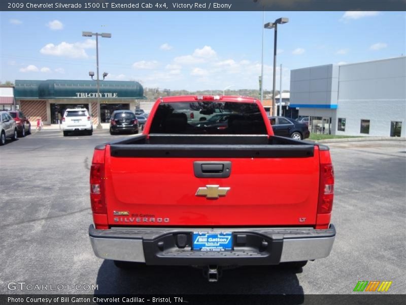 Victory Red / Ebony 2009 Chevrolet Silverado 1500 LT Extended Cab 4x4