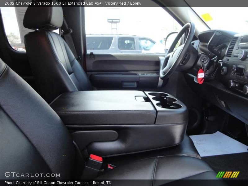 Victory Red / Ebony 2009 Chevrolet Silverado 1500 LT Extended Cab 4x4