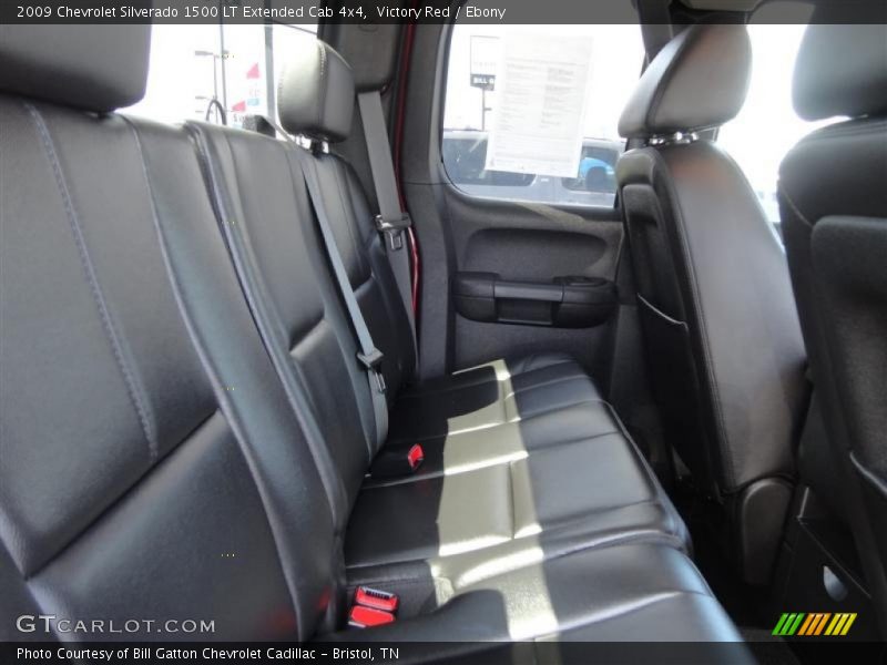 Victory Red / Ebony 2009 Chevrolet Silverado 1500 LT Extended Cab 4x4