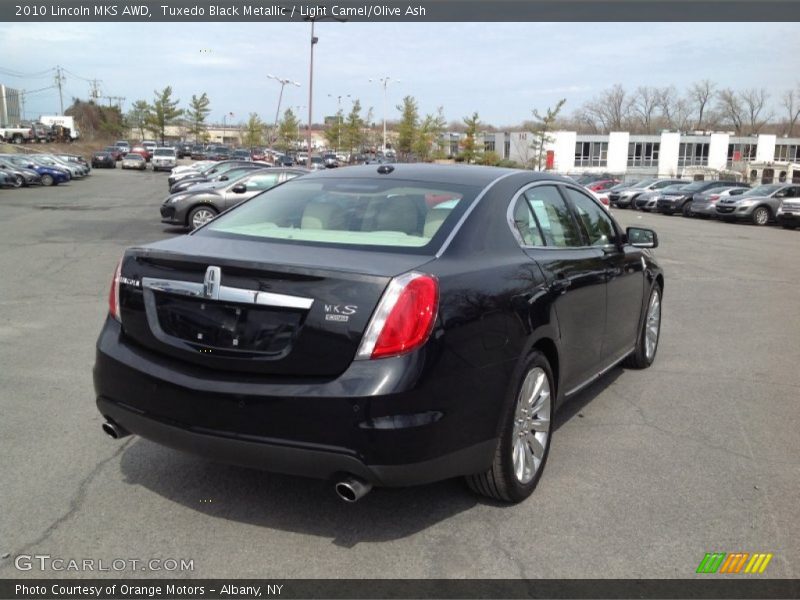 Tuxedo Black Metallic / Light Camel/Olive Ash 2010 Lincoln MKS AWD