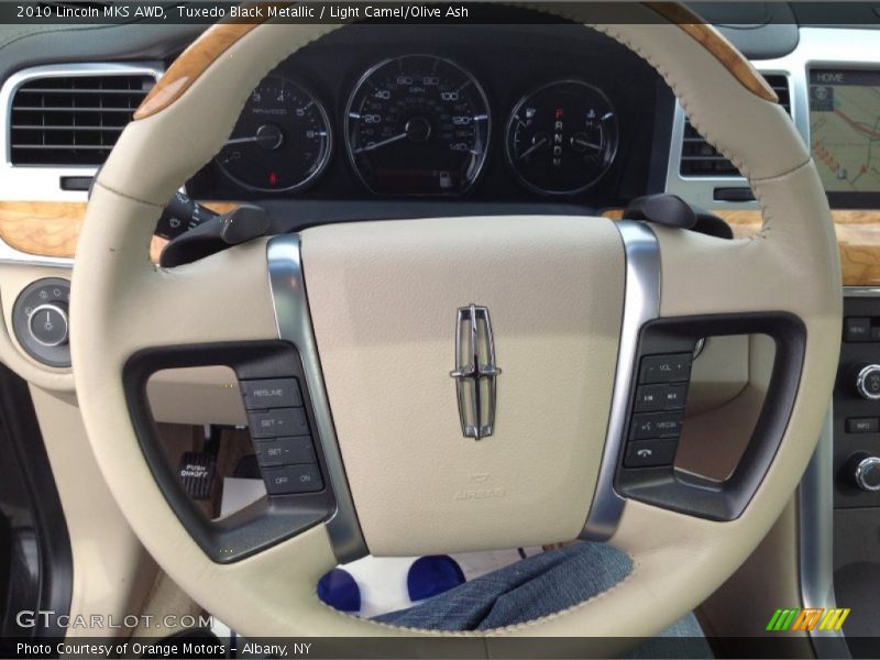 Tuxedo Black Metallic / Light Camel/Olive Ash 2010 Lincoln MKS AWD