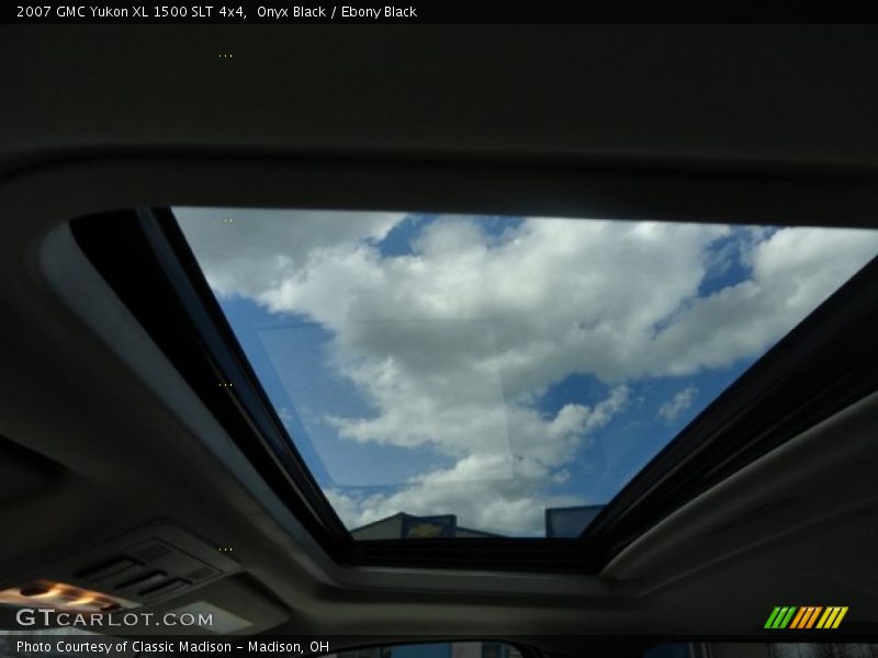 Onyx Black / Ebony Black 2007 GMC Yukon XL 1500 SLT 4x4