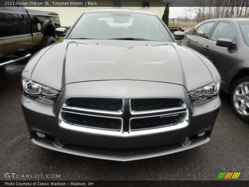 Tungsten Metallic / Black 2011 Dodge Charger SE