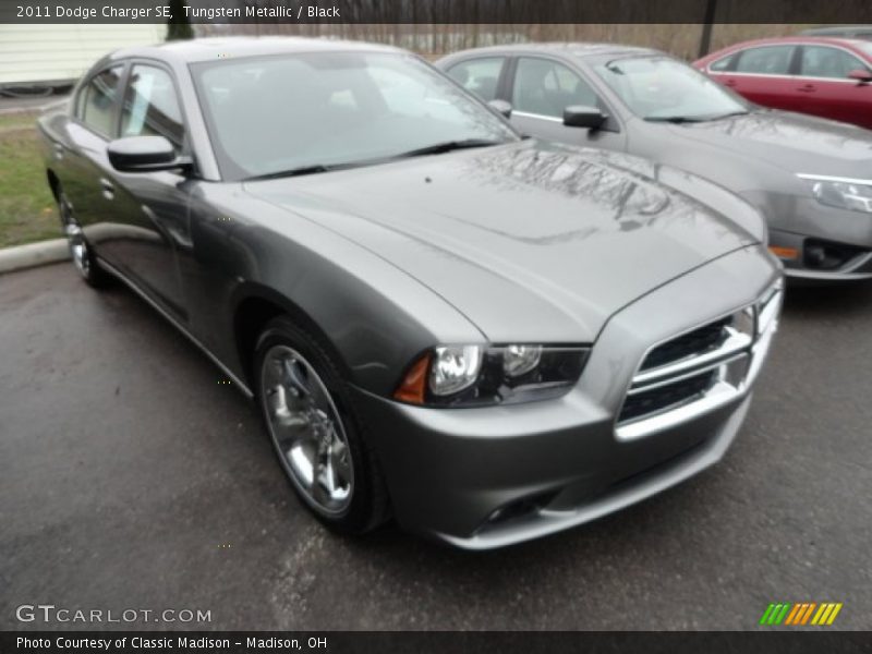 Tungsten Metallic / Black 2011 Dodge Charger SE