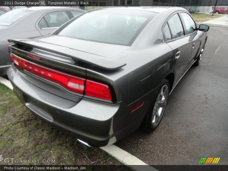 Tungsten Metallic / Black 2011 Dodge Charger SE