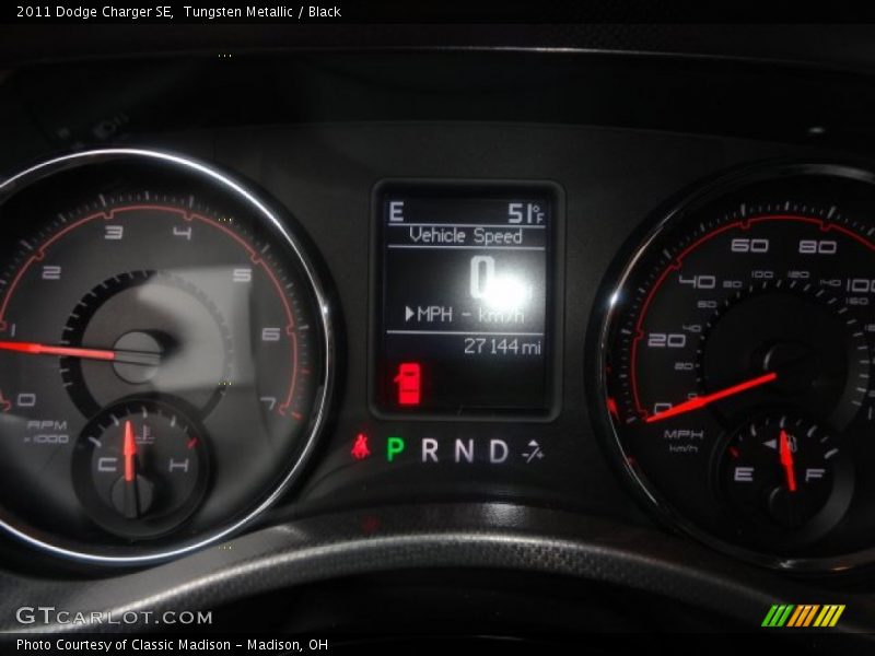Tungsten Metallic / Black 2011 Dodge Charger SE