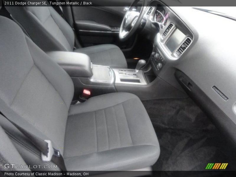 Tungsten Metallic / Black 2011 Dodge Charger SE