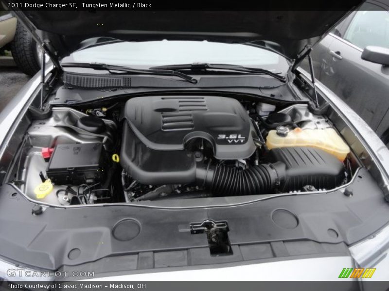 Tungsten Metallic / Black 2011 Dodge Charger SE