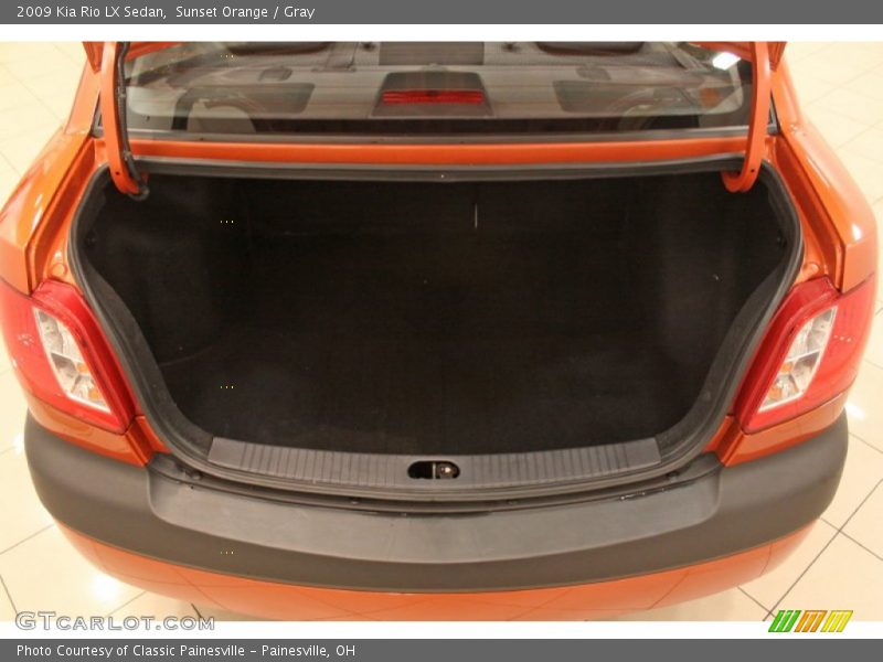  2009 Rio LX Sedan Trunk