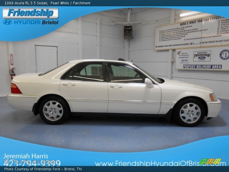 Pearl White / Parchment 1999 Acura RL 3.5 Sedan